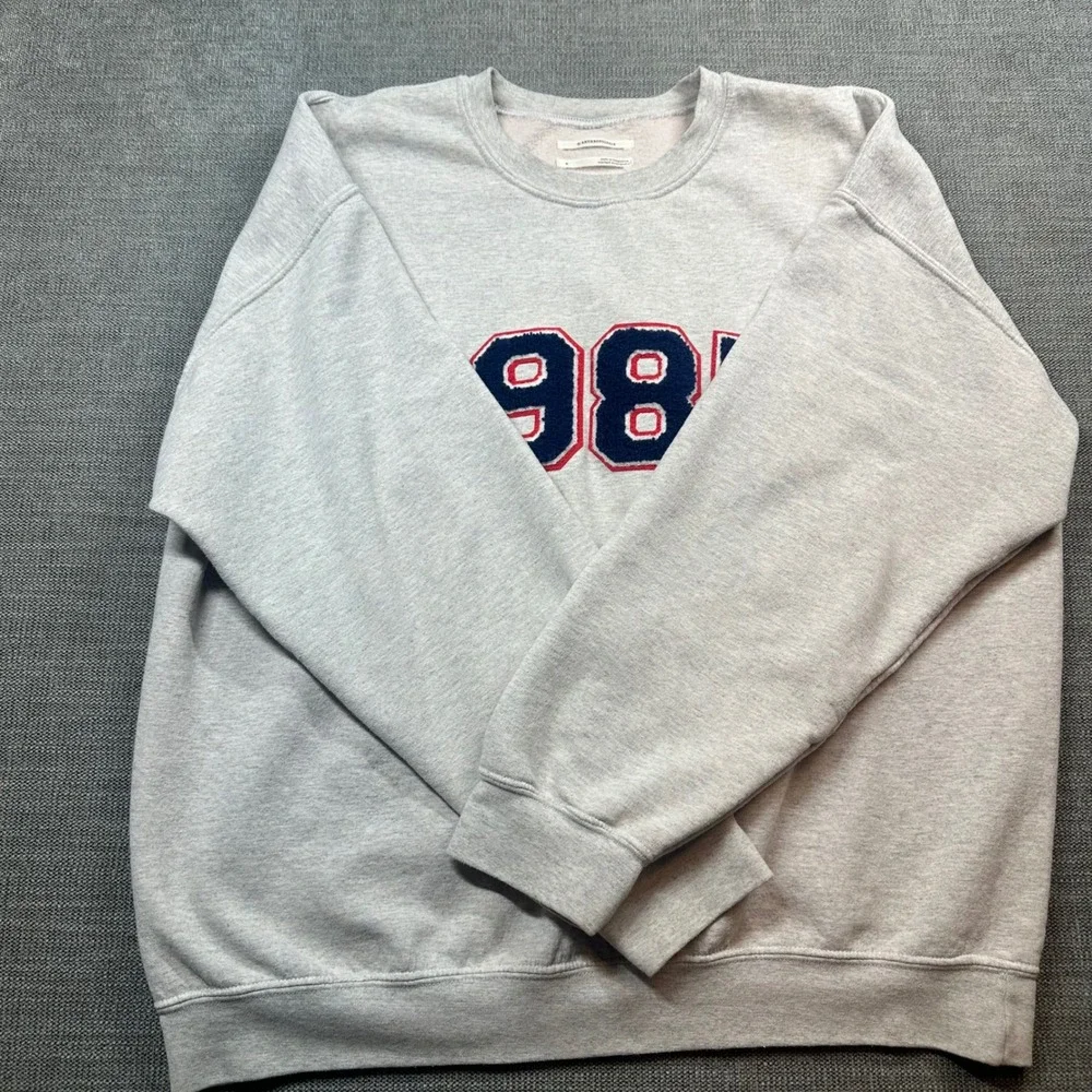 Anthropologie 1985 Varsity Graphic Sweatshirt Womens Medium Gray  Retro - Picture 4 of 8